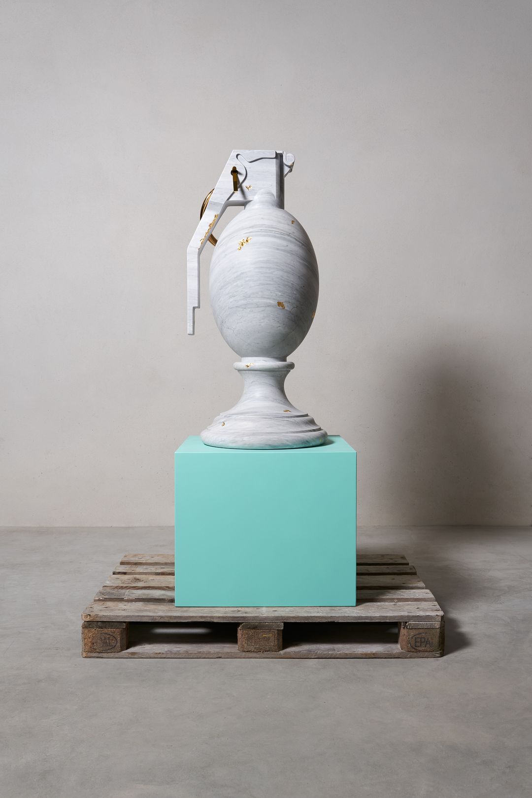 Sculpture FABERGÉ GRANATE