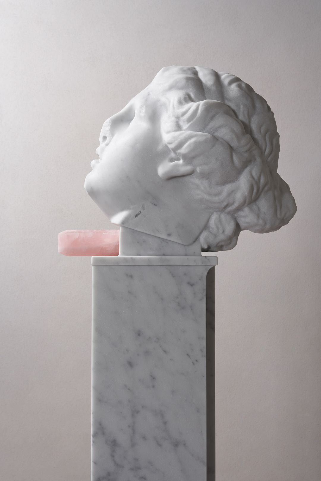 Sculpture BIG SPENDER, THE BEAUTIFUL HEAD