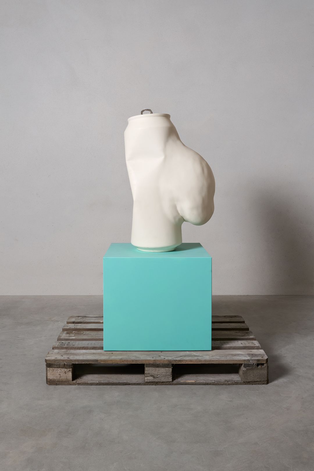 Sculpture BEER BELLY CAN XL