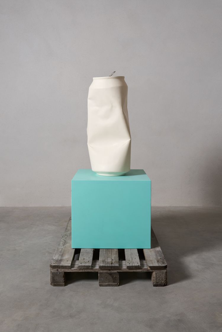 Sculpture BEER BELLY CAN XL