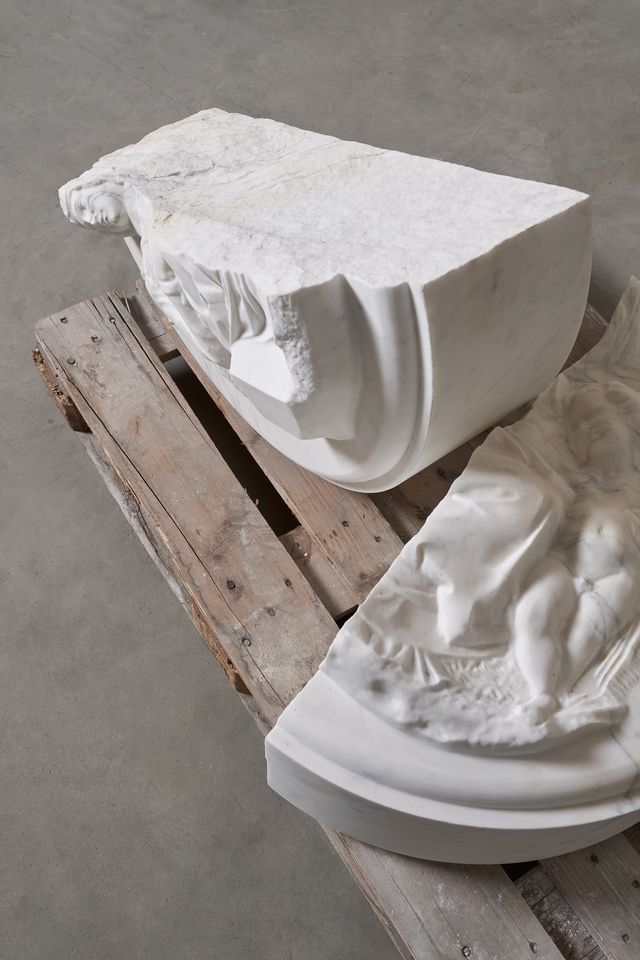 Sculpture Pitti Pill