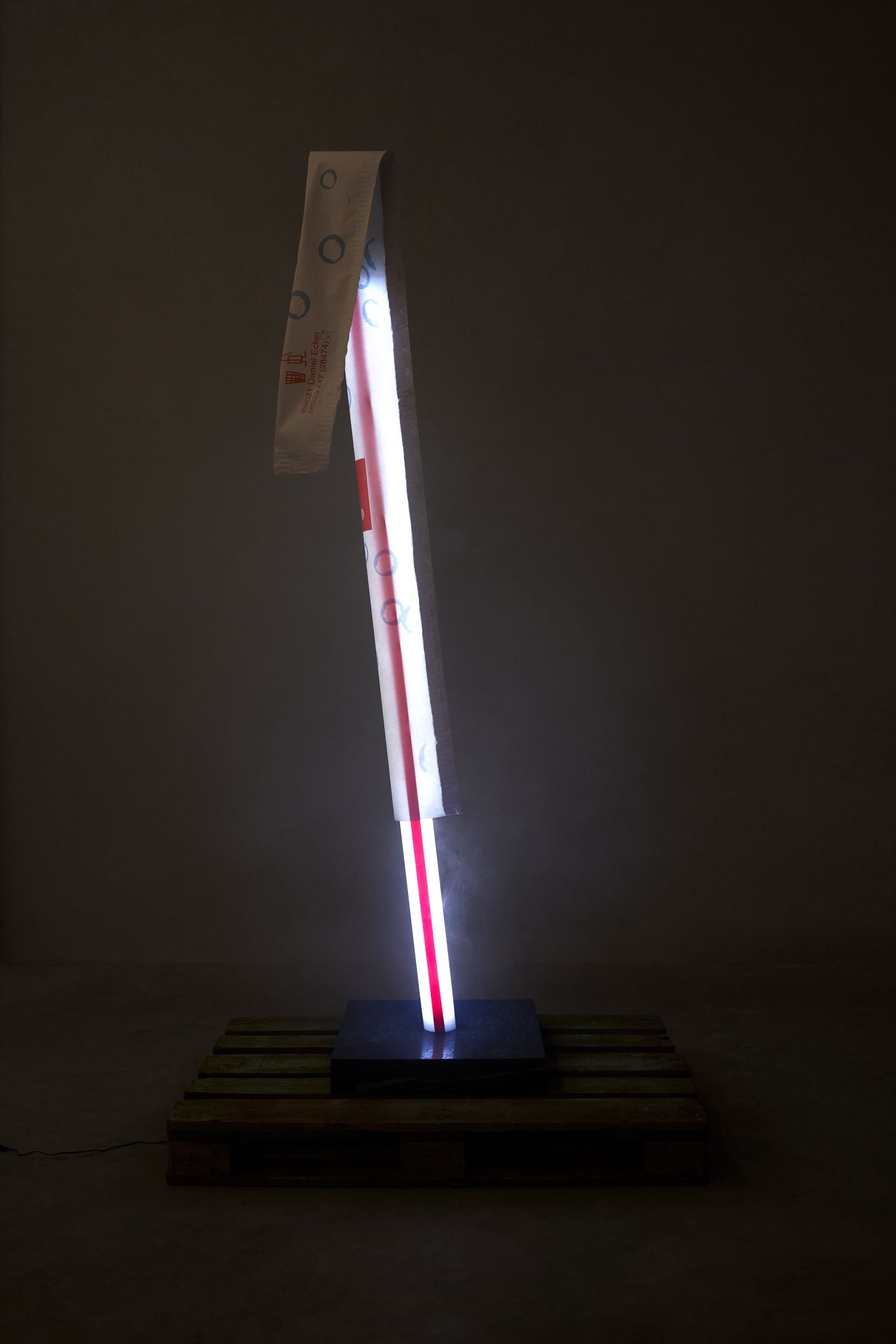 Sculpture STRAW LAMP